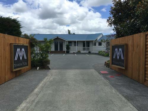 Matakana Motel