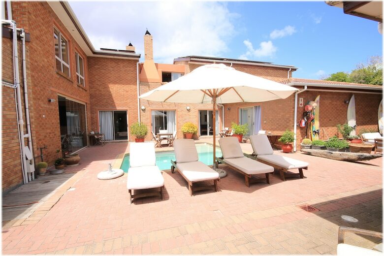 Hostal Sunset Residence