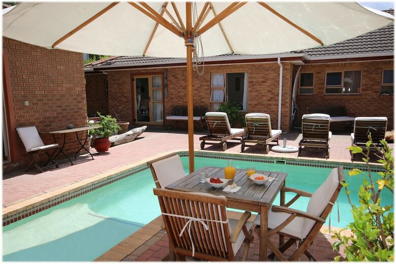 Hostal Sunset Residence