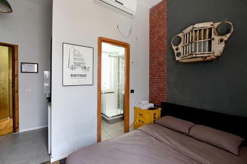 Eclectic Aparthotel