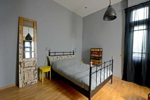 Eclectic Aparthotel