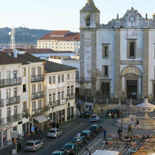 Hostal Evora Inn Chiado Design