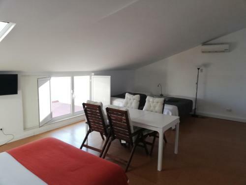 Hostal Evora Inn Chiado Design