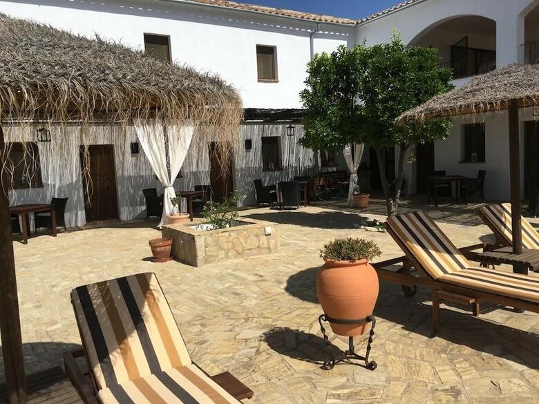 Bed & Breakfast Cortijo Del Ca�o