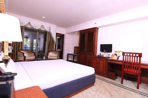 Westway Hotel