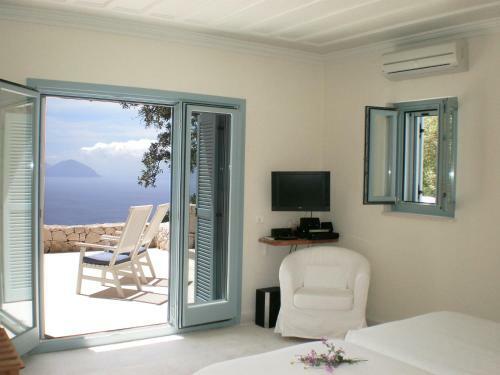 Urania Luxury Villas