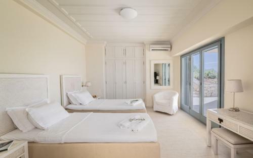 Urania Luxury Villas