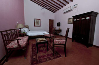 Hotel Presa Di Goa