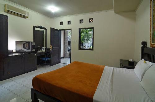 Hostal Taman Ayu 212