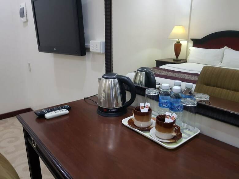Cindy Kelly Hotel