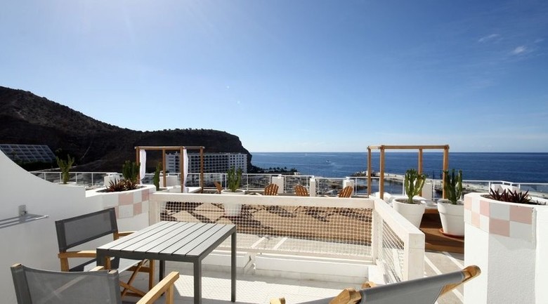 Apartamentos Marina Bayview - S�lo Adultos