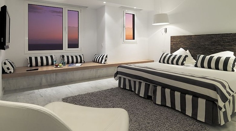 Apartamentos Marina Bayview - S�lo Adultos