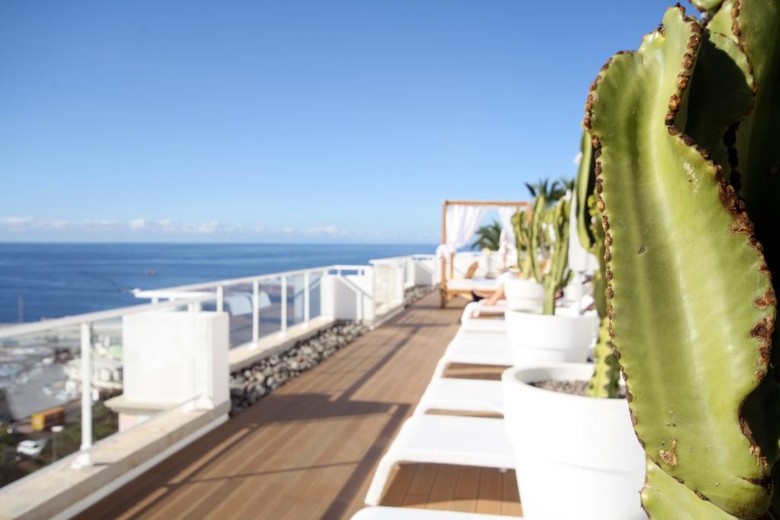 Apartamentos Marina Bayview - S�lo Adultos