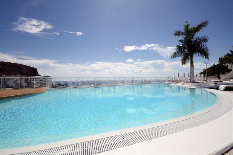 Apartamentos Marina Bayview - S�lo Adultos