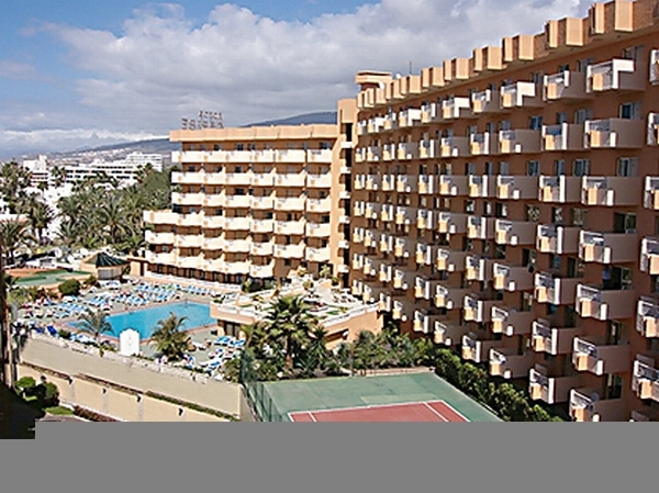 Apartamentos Caribe