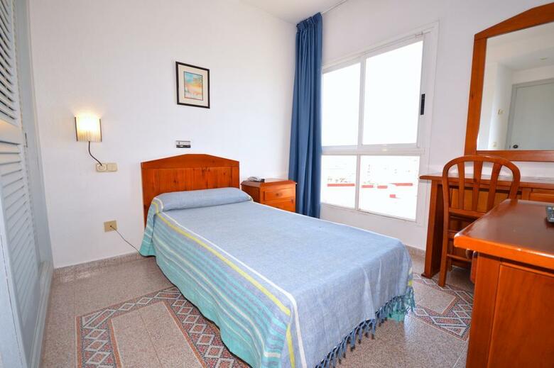 Molins Park Hostal