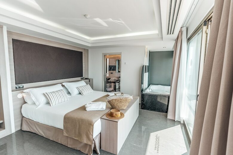 Hotel The Ibiza Twiins