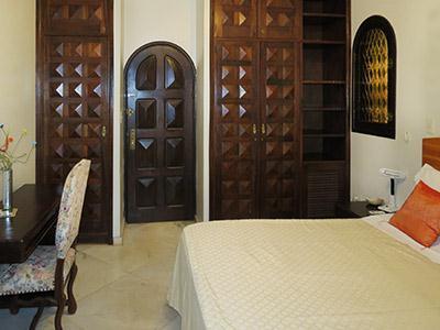 Hotel Casa Blanca