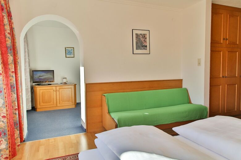 Hostal Pension Neururer