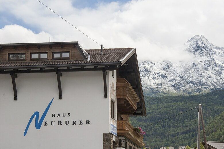 Hostal Pension Neururer