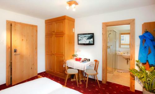 Hostal Pension Klaus