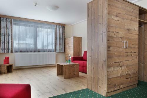 Waldcafe Hotel Restaurant
