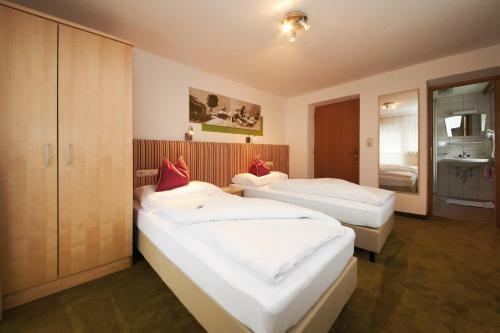 Hostal Pension Pitze