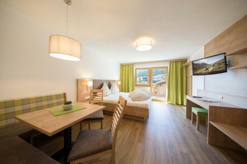 Hostal Apart Talblick