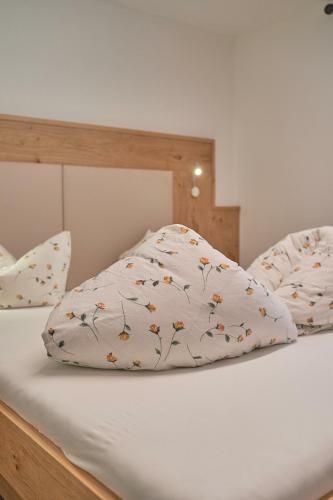 Hostal Hotel Garni Sch�nblick