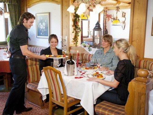 Alpin-hotel Schrofenblick