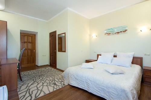 Piramida Hotel