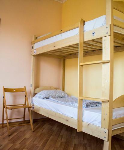 Like Hostel