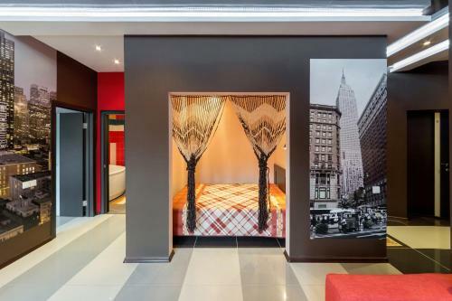 Voyage Hall Apartment