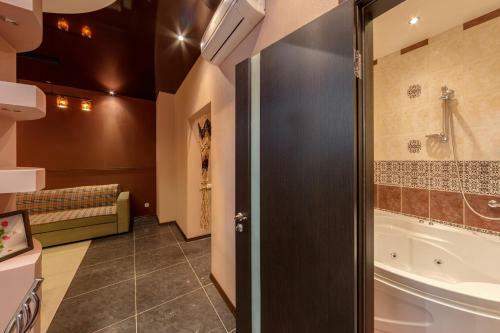 Voyage Hall Apartment
