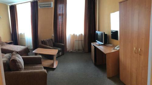 Safari Hotel Complex
