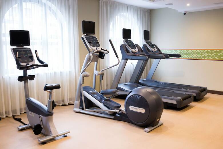 Hotel Hampton By Hilton Samara