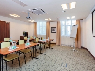Hotel Hampton By Hilton Samara