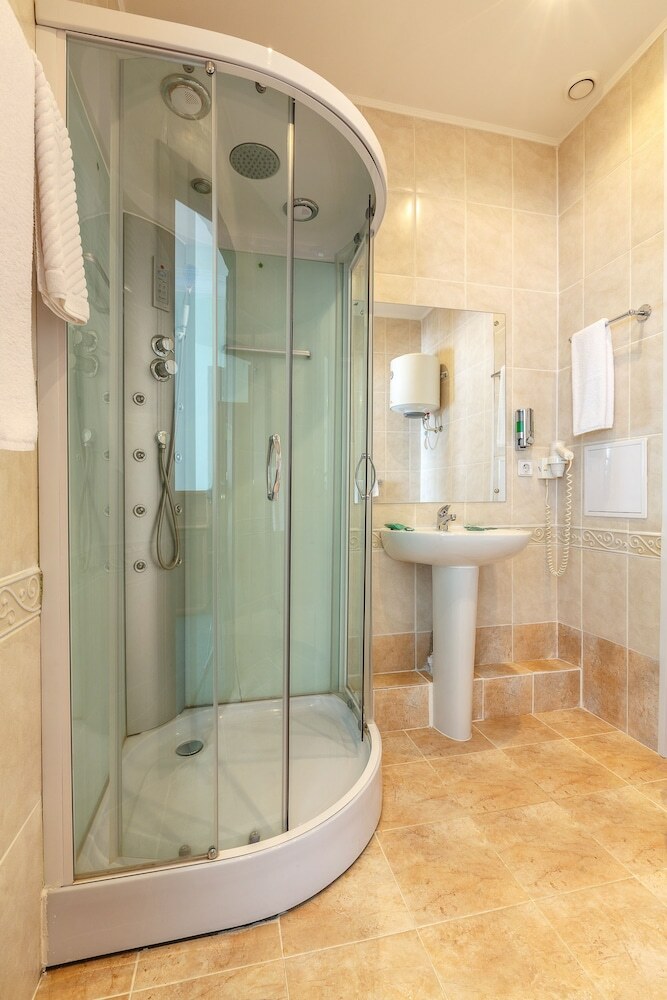 Bristol Zhiguly Hotel