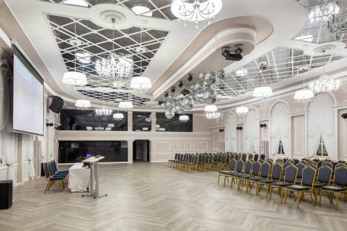 Hotel Matreshka Plaza