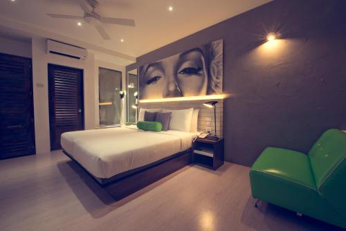 Hotel Pledge 3
