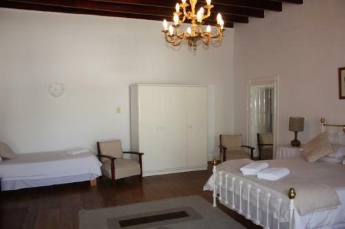 Hostal Karoopark Guest House