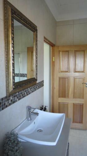 Hostal Stone Olive