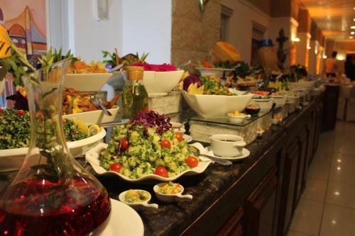 Edom Hotel
