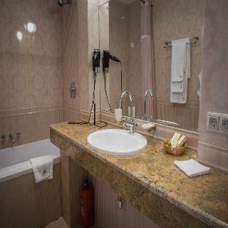 Razumovsky Business Club Hotel