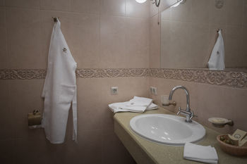 Razumovsky Business Club Hotel