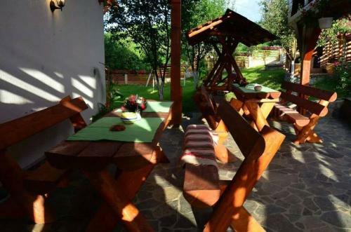 Hostal Pensiunea Valcinet