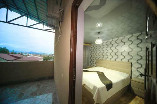 Hostal Edelveis Guest House