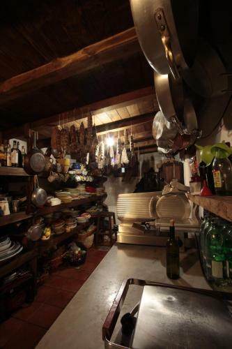 Hostal Centro Trekking A Cavallo Monte Brugiana