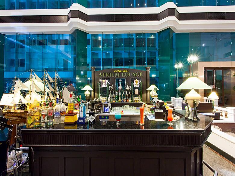 Windsor Suites Hotel