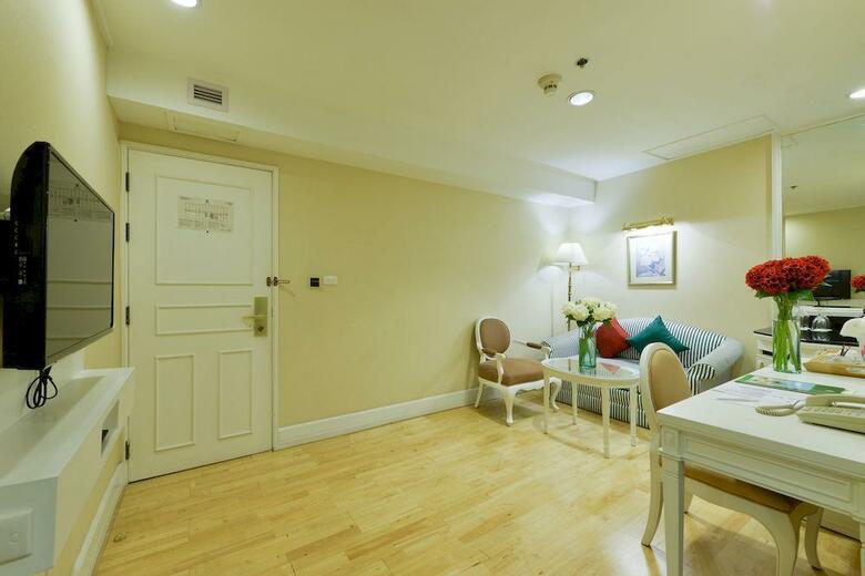 Windsor Suites Hotel